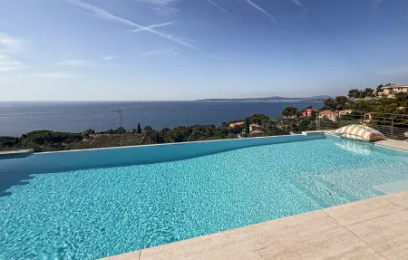 Maison 10 personnes à Les Issambres - Photo 1