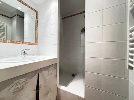 Appartement avec piscine chauffée, terrasse et parking à Notre-Dame-de-Bellecombe - Photo 12