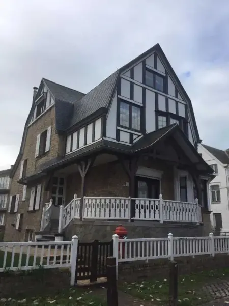 Maison spacieuse avec 6 chambres à De Panne, Maison 18 personnes à De Panne - Photo 0