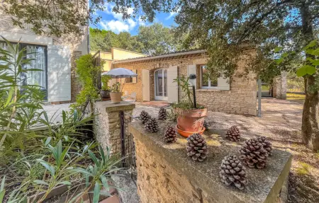 Location Maison 5 personnes à Uzès - Photo 1