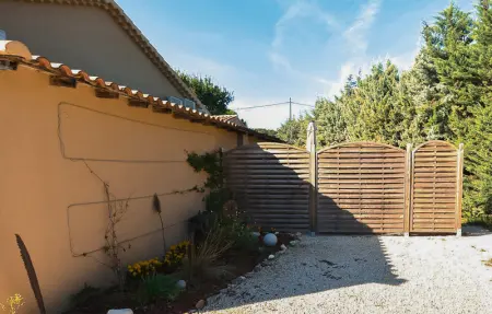 Maisonnette avec jacuzzi, Maison 4 personnes à Mazan - Photo 10