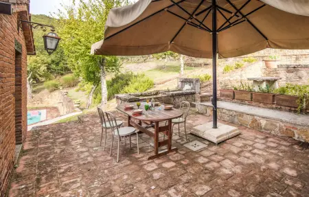 Casa Politi, Maison 6 personnes à S. Giustino  AR - Photo 13