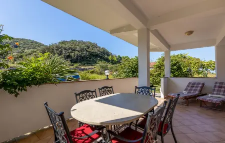 Maison 6 personnes à Supetarska Draga - Photo 1