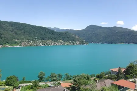 591796, Maison 4 personnes à Brusimpiano  Villaggio Montelago San Gottardo - Photo 2