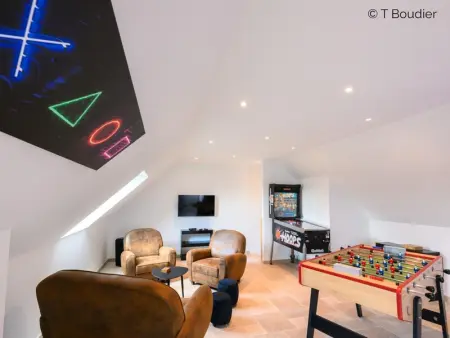 Maison avec piscine intérieure et équipements de bien-être en Normandie - Photo 11