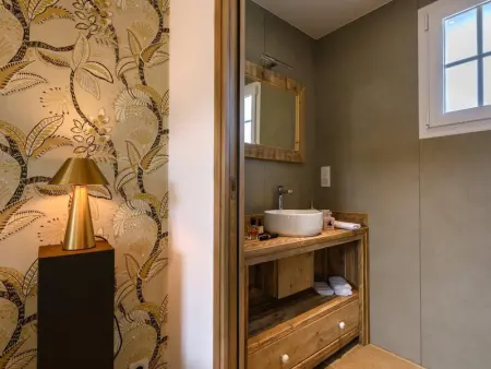 Maison de charme avec spa privé et cour close, Gite 4 personnes à Saint Sauveur le Vicomte - Photo 9