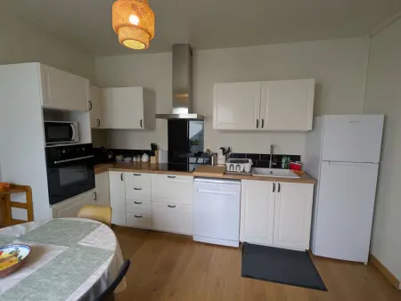 Appartement lumineux au cœur de Montargis avec vue sur le canal - Photo 2