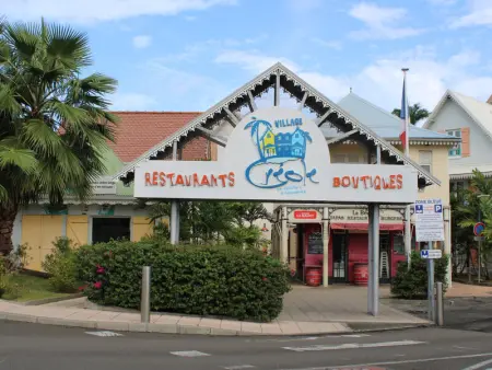 Appartement F3 à Marina Pointe-du-Bout, Martinique, proche plage - Photo 7