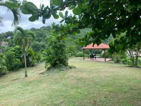 Appartement moderne à Rivière-Pilote, 80 m², jardin - Photo 13