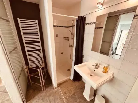 Maison avec 3 Chambres à Cornillon, Maison 6 personnes à Cornillon - Photo 8