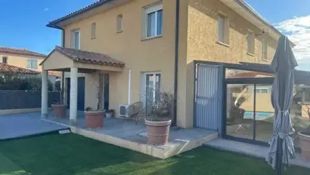 Villa spacieuse à Claira avec piscine privée, Villa 6 personnes à Claira - Photo 2