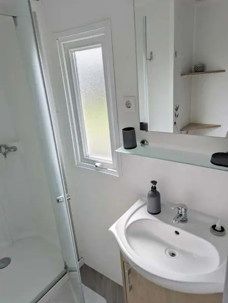 Bungalow accueillant à Veuzain-sur-Loire avec piscine - Photo 24