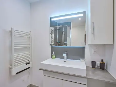 Maison T3 rénovée au cœur de Cazaubon, pour 2 à 4 pers. - Photo 11