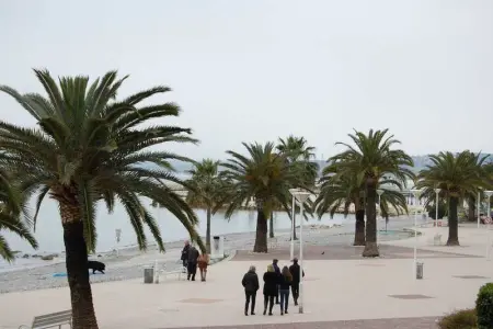 Appartement cosy à Saint-Laurent-du-Var - 27m² - Terrasse - Photo 2