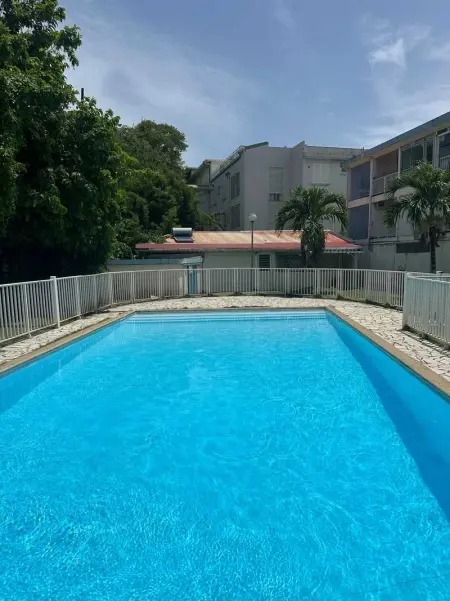 Studio accueillant aux Trois-Îlets, 30 m², piscine partagée - Photo 1