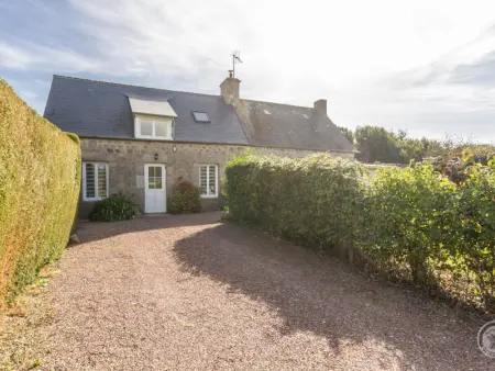 Maison confortable à Réville avec jardin et parking - Photo 4
