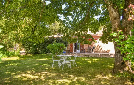 Maison 4 personnes à Lolme - Photo 1