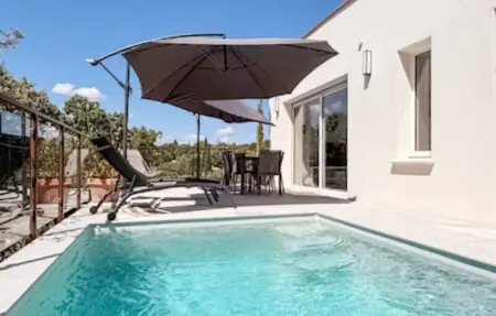 Maison piscine Nîmes, Maison 6 personnes à Nîmes - Photo 1