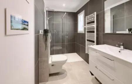 Maison piscine Nîmes, Maison 6 personnes à Nîmes - Photo 13