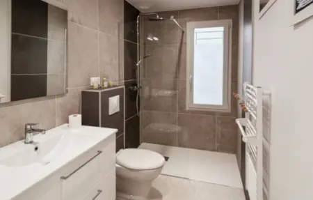 Maison piscine Nîmes, Maison 6 personnes à Nîmes - Photo 14