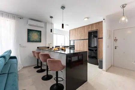 CT 376 - Faro's Calypso Duplex Penthouse - Walking distance to Beach - Photo 2