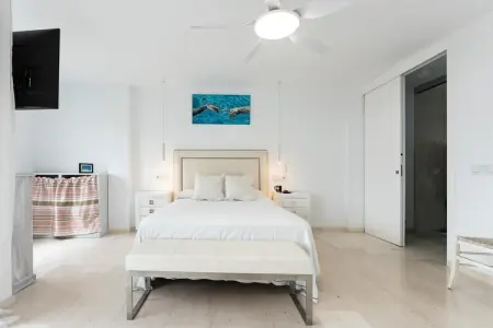 CT 376 - Faro's Calypso Duplex Penthouse - Walking distance to Beach - Photo 17