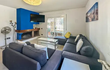 Location Maison 8 personnes à Creixell - Photo 1