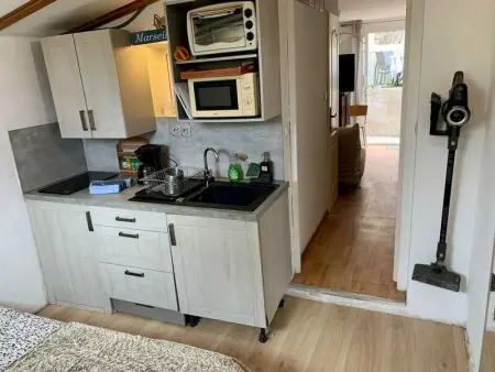 Cozy appartement à Marseille avec terrasse et jardin - Photo 1