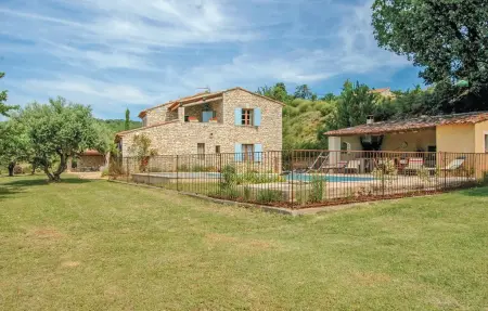 Maison 9 personnes à Sainte Croix à Lauze - Photo 1