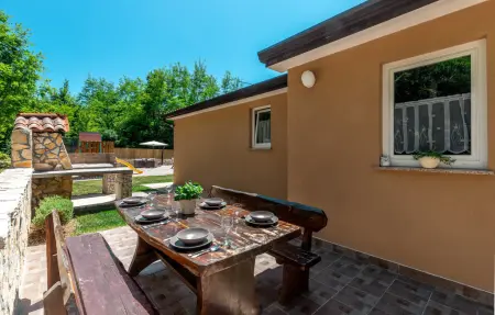 Maison 8 personnes à Snasici - Photo 4