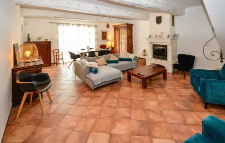 Maison 6 personnes à Chateuneuf de Gadagne - Photo 1