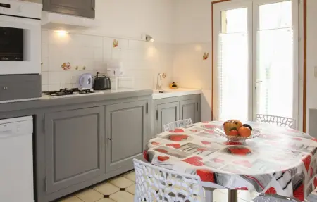 Maison 5 personnes à Saint Trinit - Photo 5