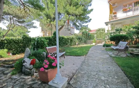 Appartement 6 personnes à Brodarica - Photo 10