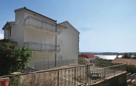Appartement 4 personnes à Trogir - Photo 2