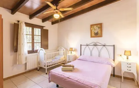 Maison 28 personnes à Sayalonga - Photo 1
