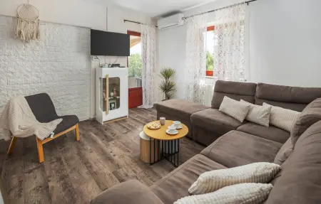 Maison 6 personnes à Tinjan - Photo 3