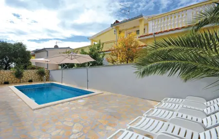 Maison 12 personnes à Okrug Gornji - Photo 8