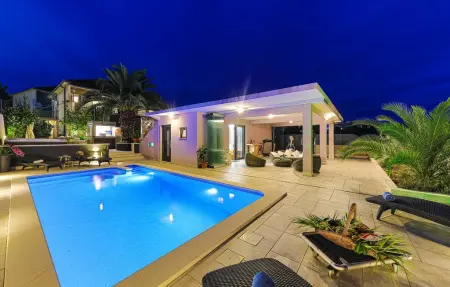 Maison 9 personnes à Okrug Donji - Photo 26