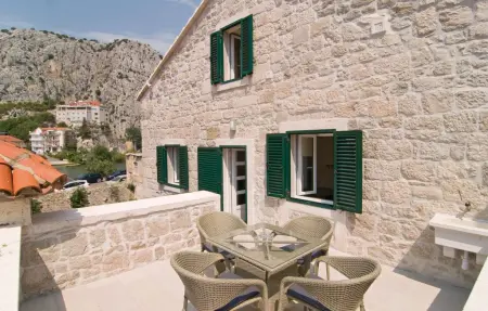 Appartement 5 personnes à Omis - Photo 2