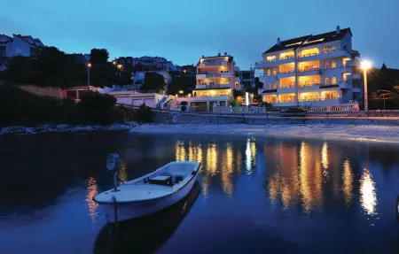 Maison 18 personnes à Okrug Gornji - Photo 8