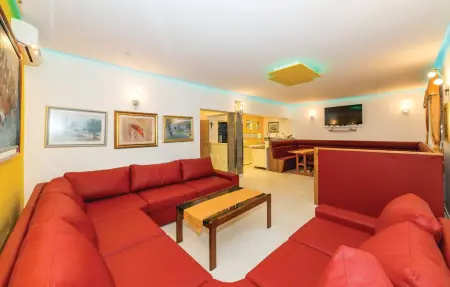 Maison 18 personnes à Okrug Gornji - Photo 16
