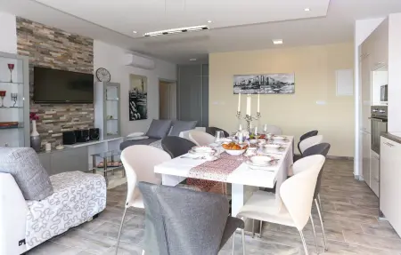 Maison 10 personnes à Kucine - Photo 2