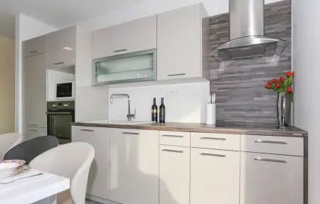Maison 10 personnes à Kucine - Photo 3