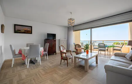 Appartement 4 personnes à Cannes la Bocca - Photo 2