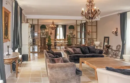 Sublime château avec piscine, Maison 20 personnes à Pont Saint Esprit - Photo 24