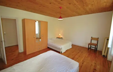 Maison 8 personnes à RIOM ÈS MONTAGNES - Photo 6