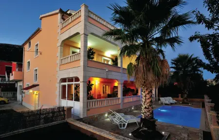 Maison 16 personnes à Kastel Stari - Photo 8