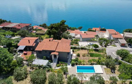 Maison 16 personnes à Omis - Photo 1