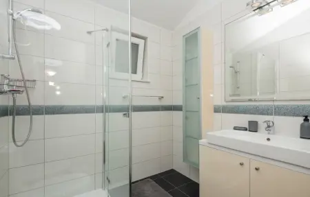 Maison 8 personnes à Vinjani Donji - Photo 33