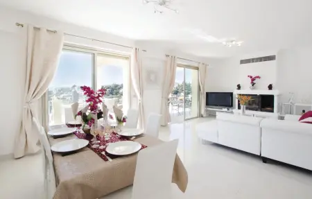 Maison 10 personnes à Roquebrune sur Argens - Photo 1
